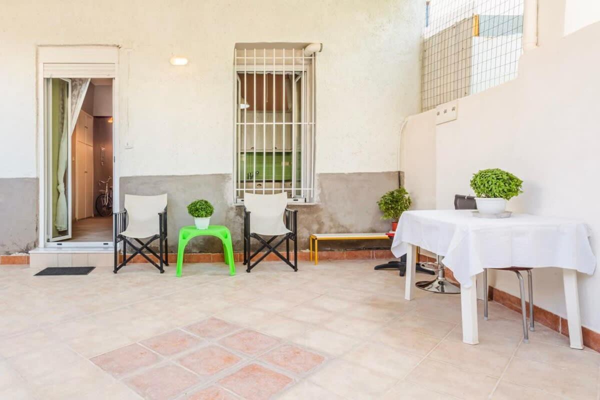 Kalamata Rose Nest - Urban Comfy Escape المظهر الخارجي الصورة