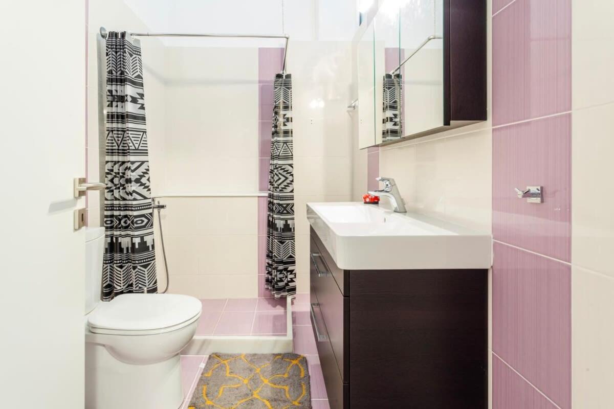 Kalamata Rose Nest - Urban Comfy Escape المظهر الخارجي الصورة